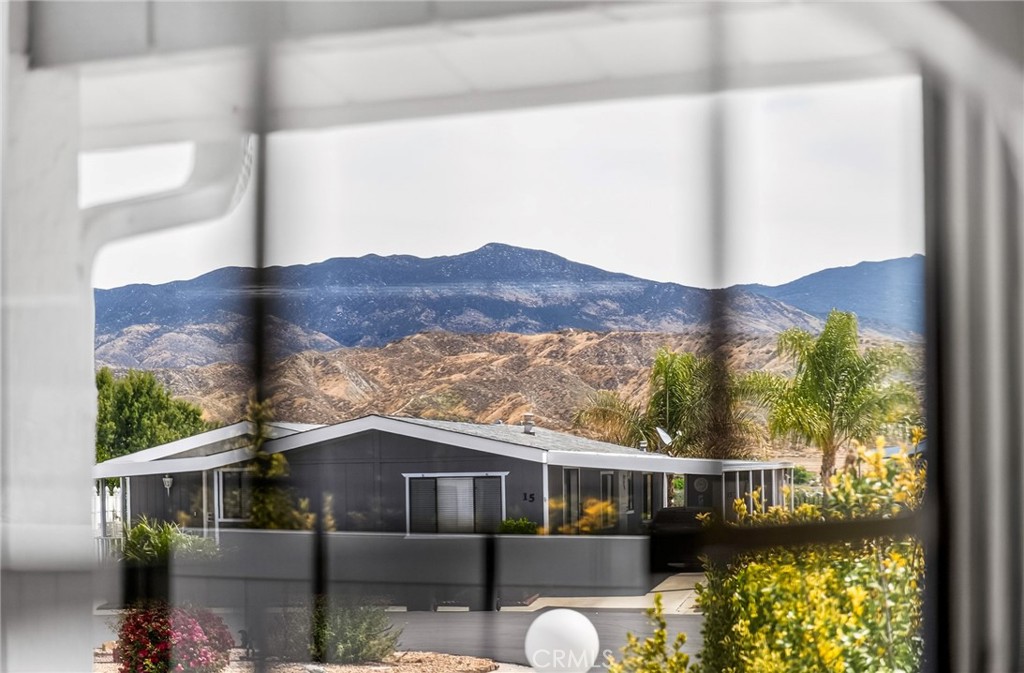 24600 Mountain Avenue 11