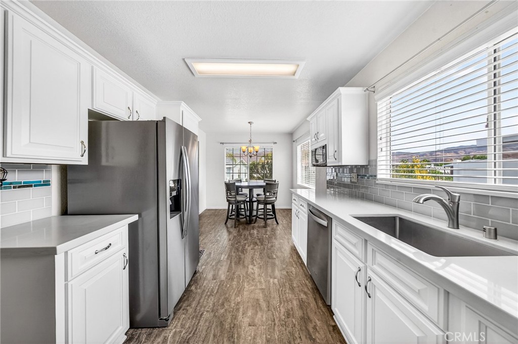 24600 Mountain Avenue 11