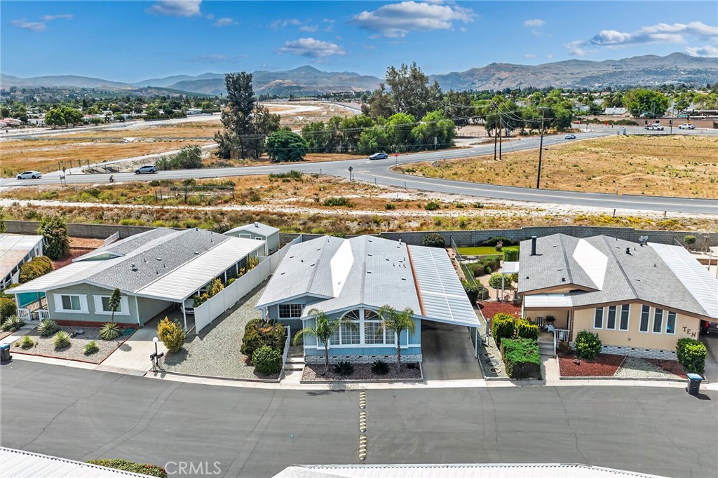 24600 Mountain Avenue 11