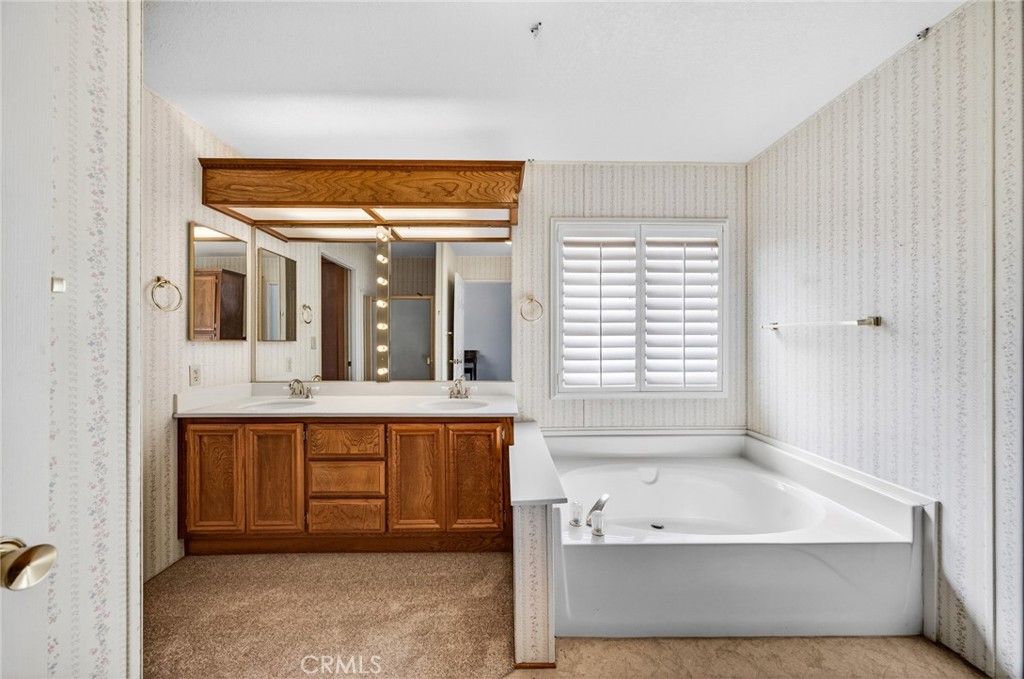 24600 Mountain Avenue 11