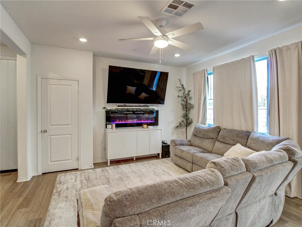 2497 Gunner Ridge