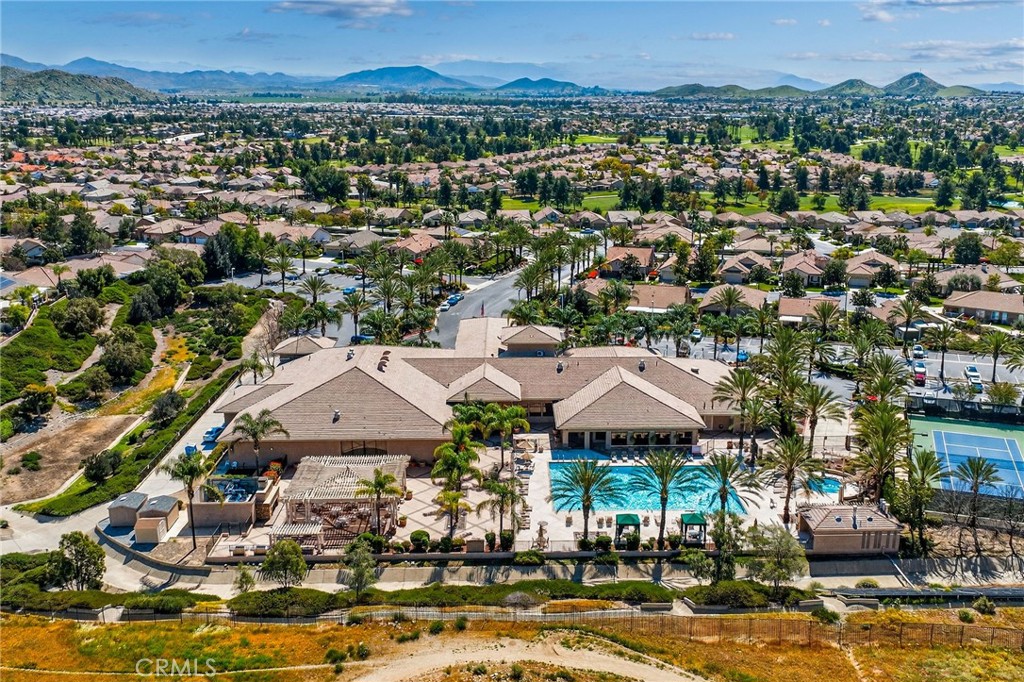 28502 Oasis View