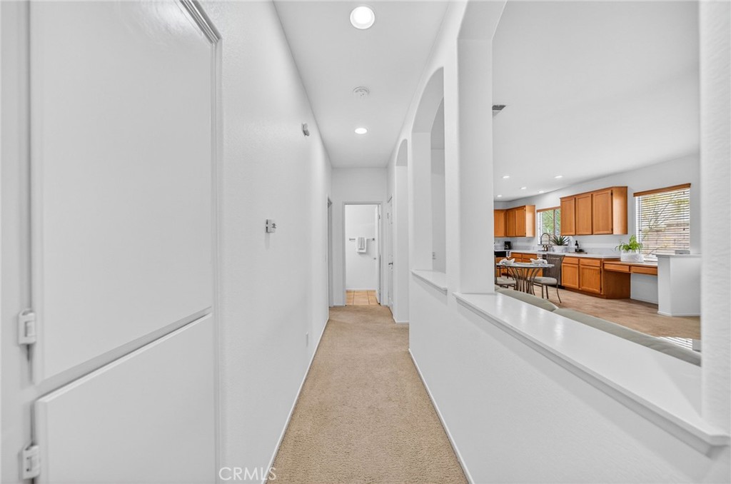 28502 Oasis View