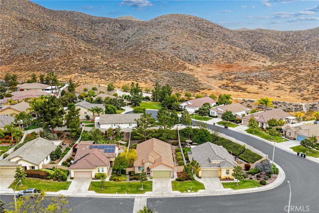 28502 Oasis View