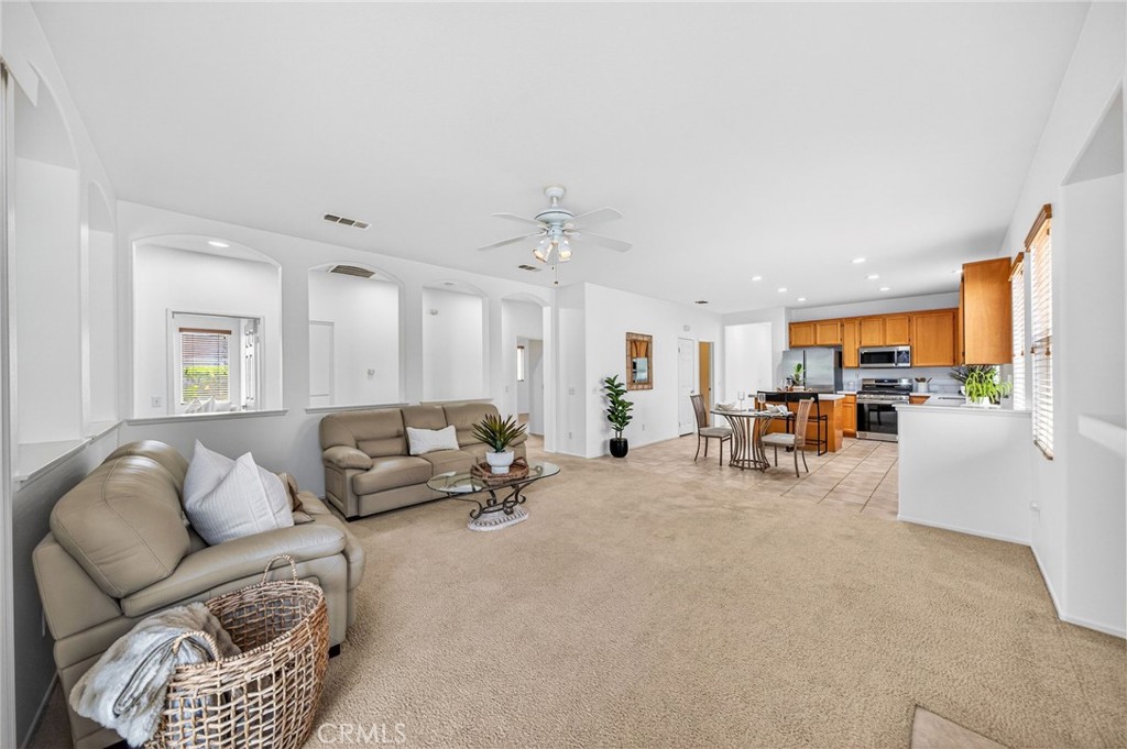 28502 Oasis View