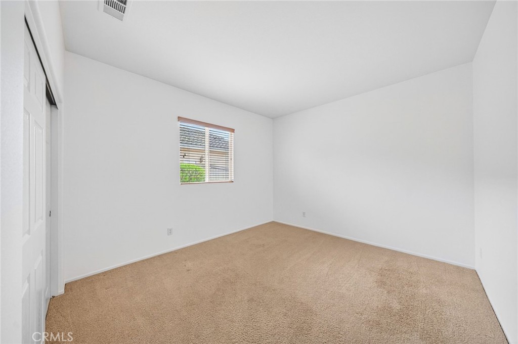 28502 Oasis View
