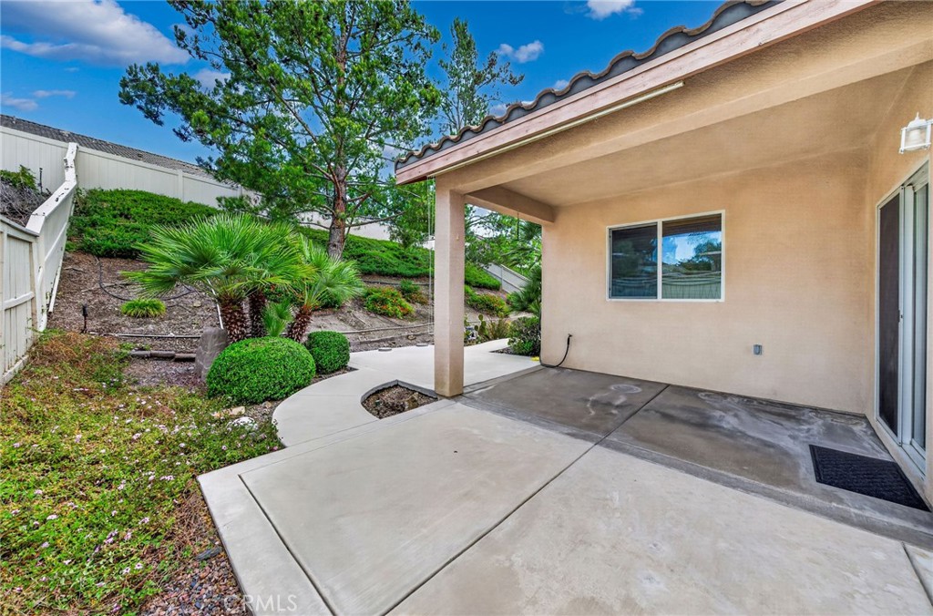 28502 Oasis View