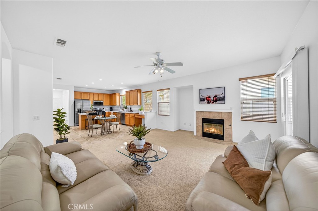 28502 Oasis View