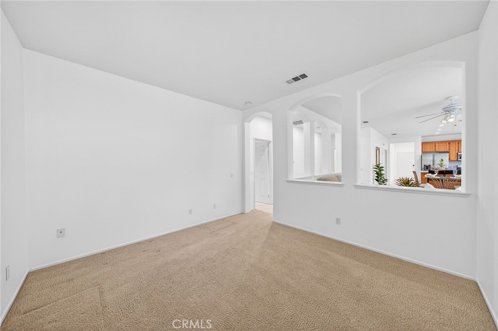28502 Oasis View
