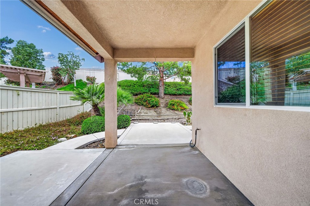 28502 Oasis View
