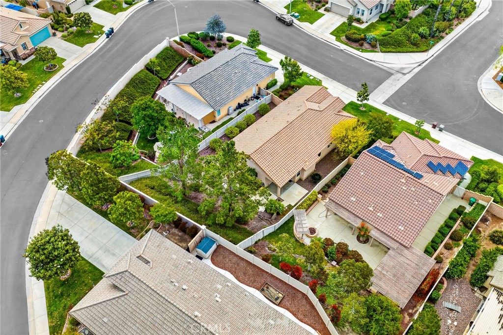 28502 Oasis View