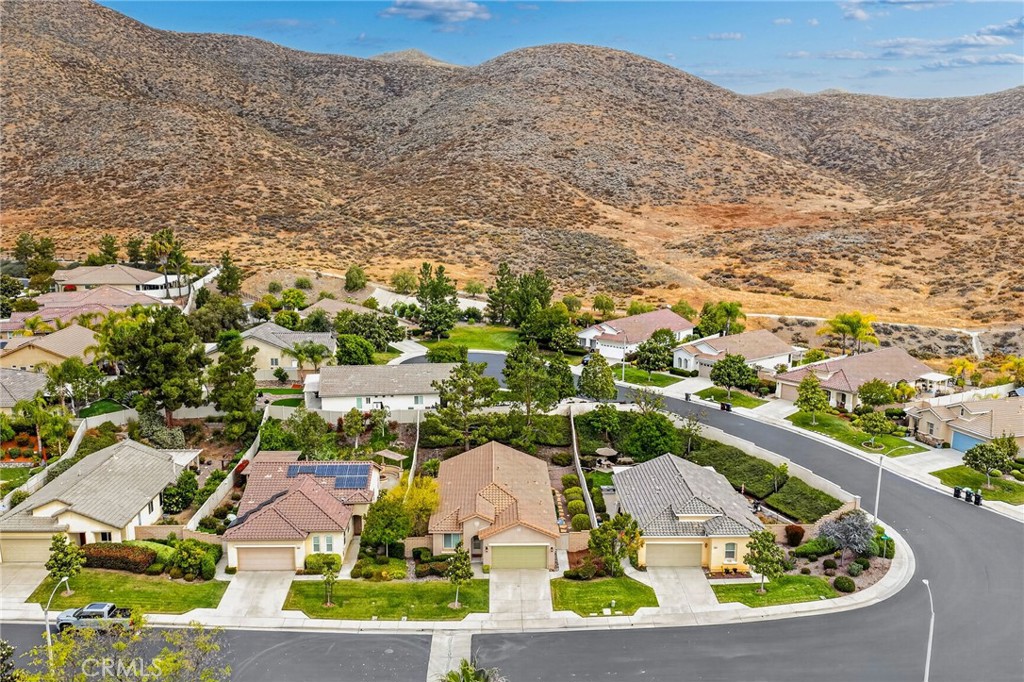 28502 Oasis View