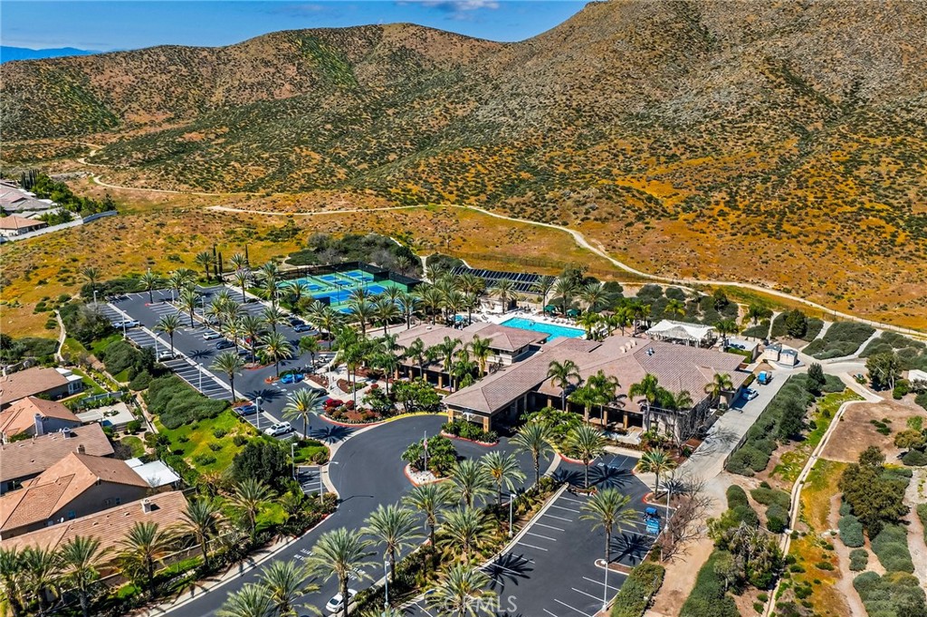 28502 Oasis View