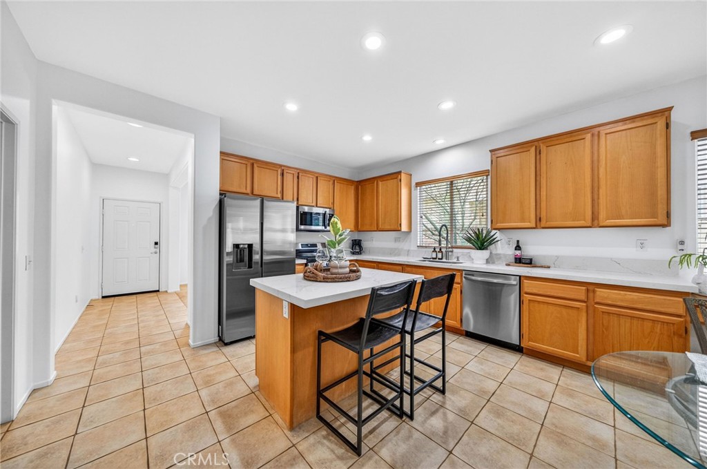 28502 Oasis View