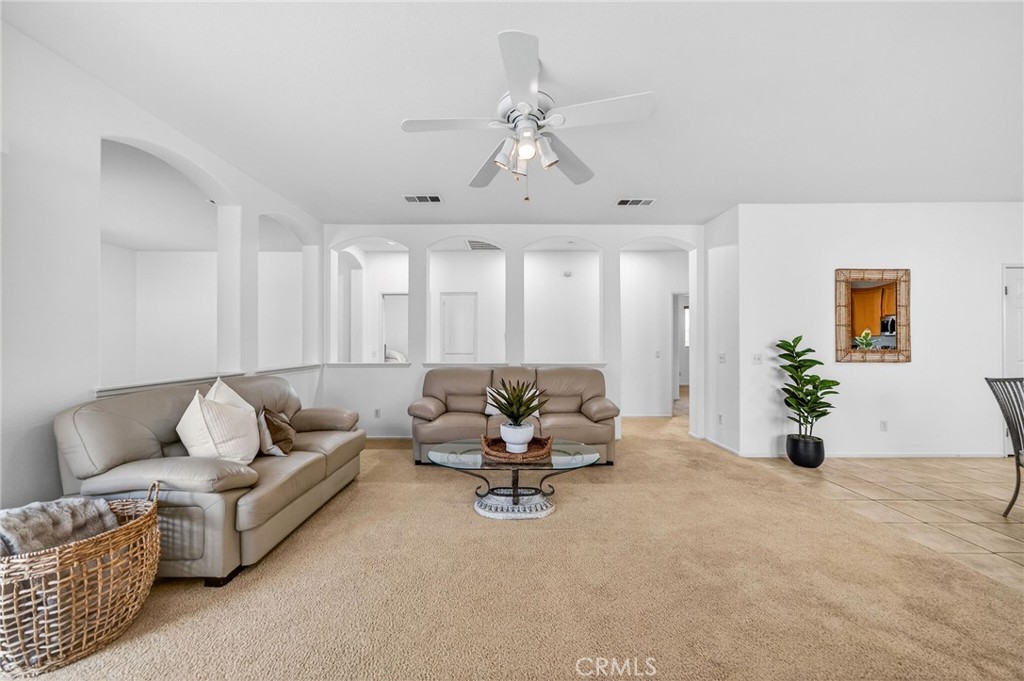 28502 Oasis View