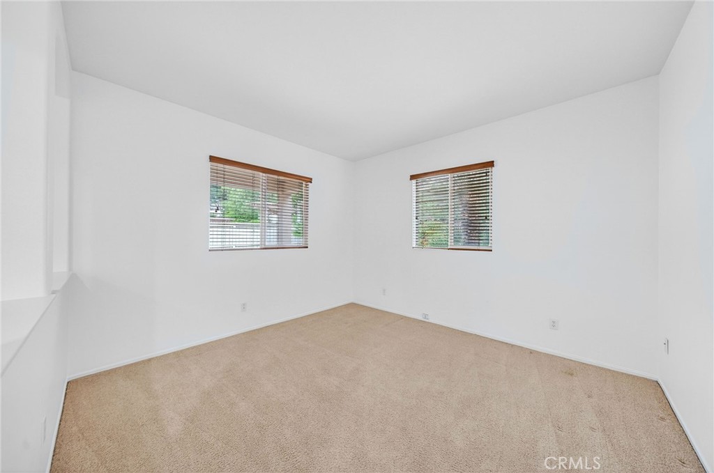 28502 Oasis View