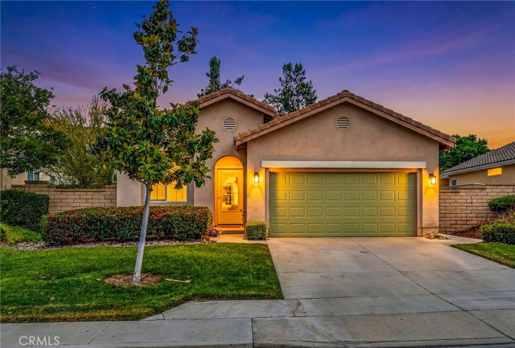 28502 Oasis View
