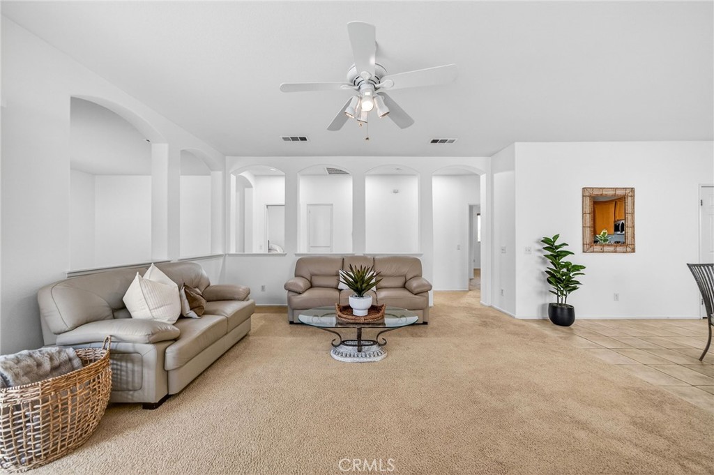 28502 Oasis View