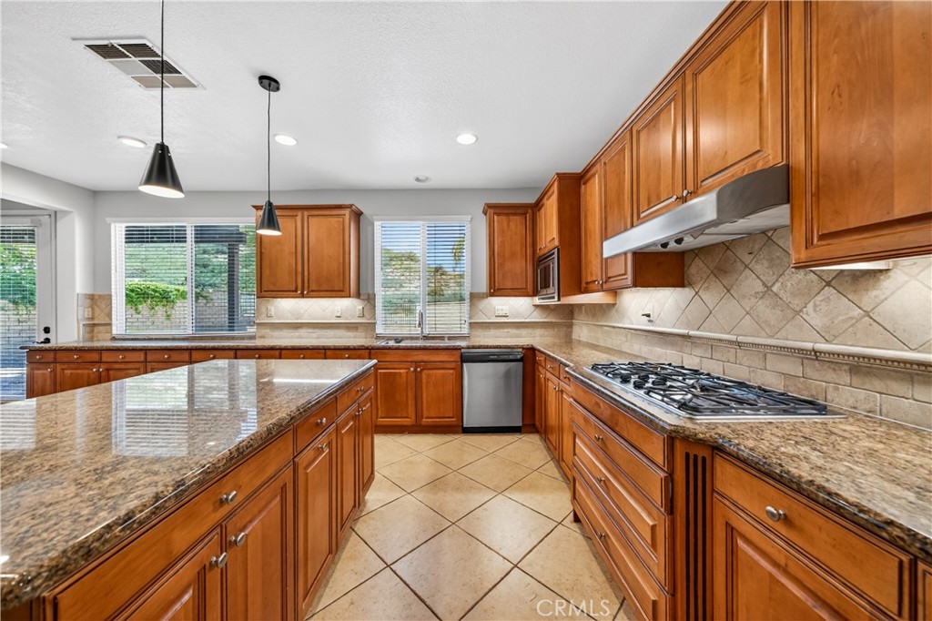 37663 Botanica Place