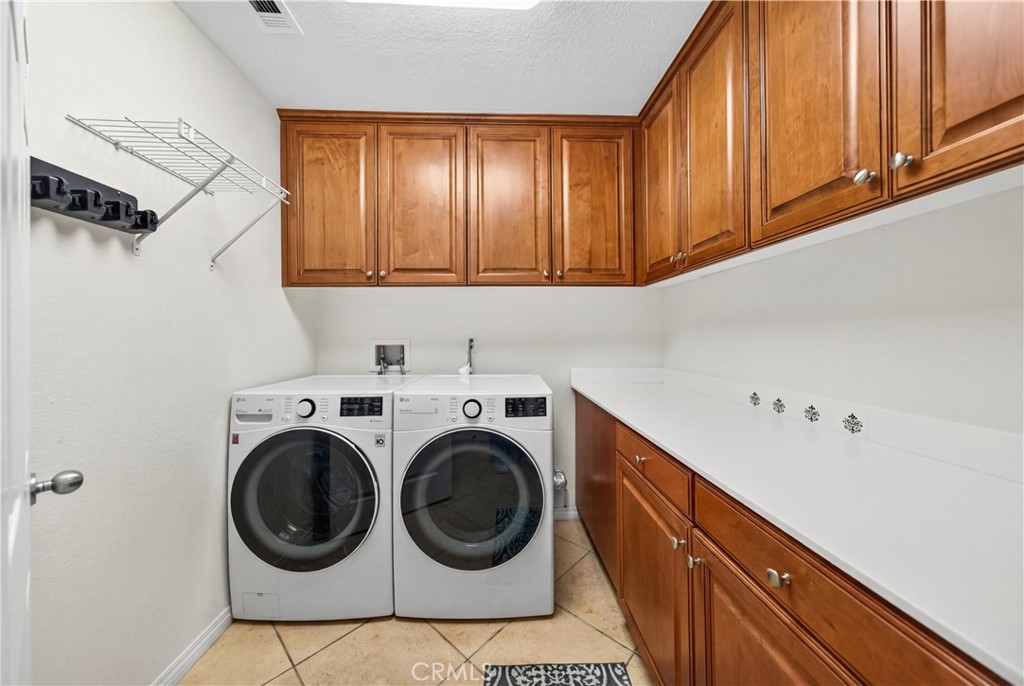 37663 Botanica Place
