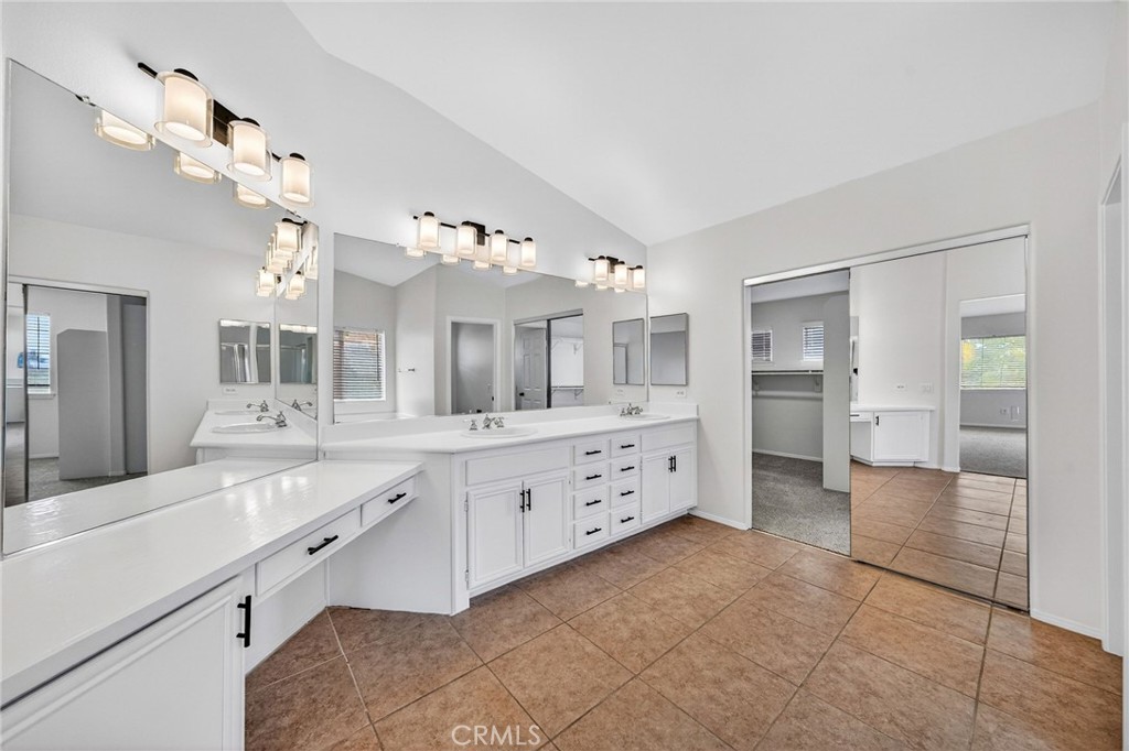 31394 Orchard Lane