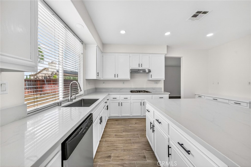 31394 Orchard Lane