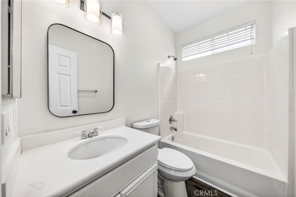 31394 Orchard Lane