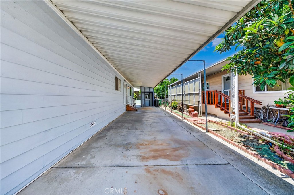 5001 W Florida Avenue 32
