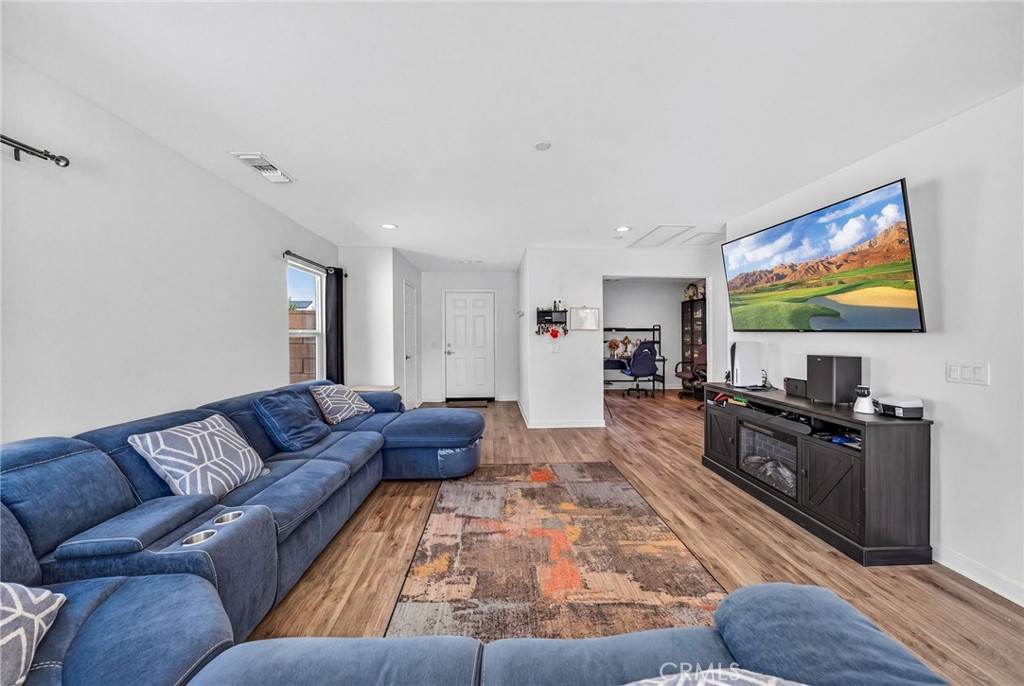 573 Corkwood Street