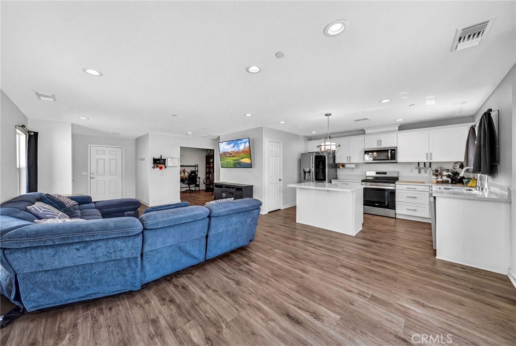 573 Corkwood Street