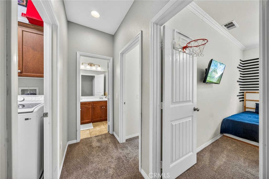 29143 Gooseneck Trail