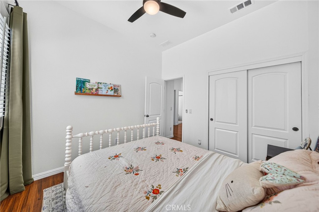 30518 N Gate