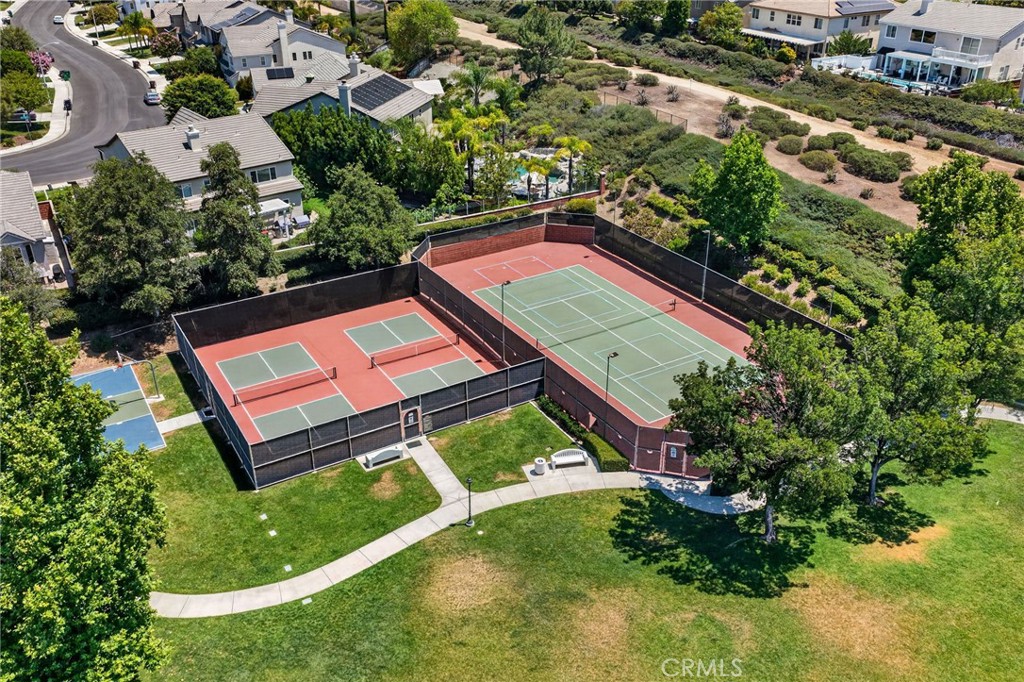 30518 N Gate