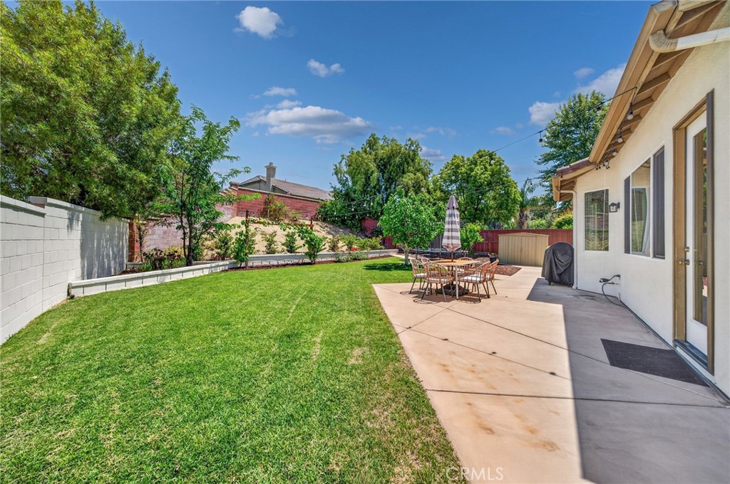 30518 N Gate