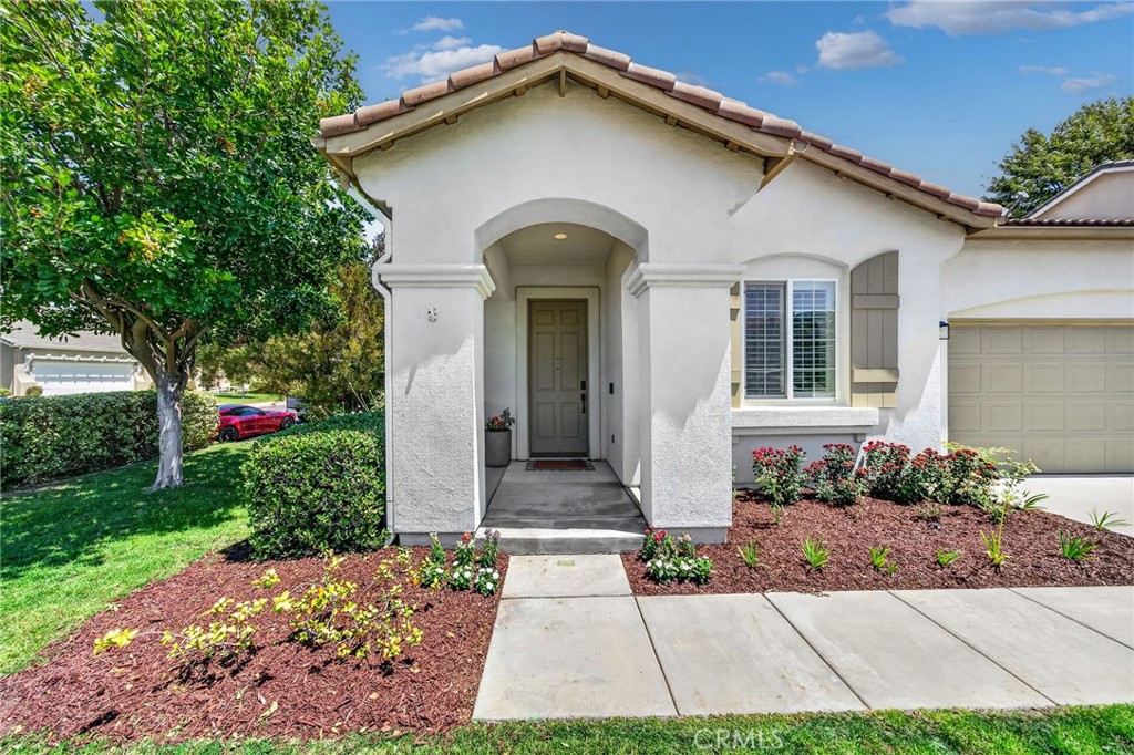 30518 N Gate