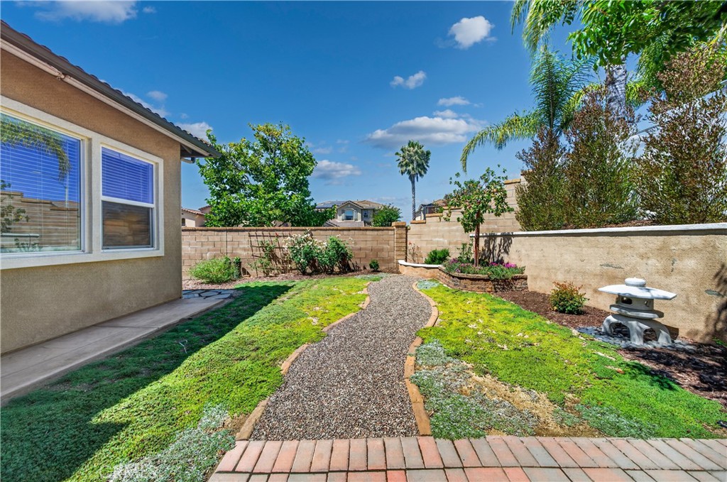 32004 Camino Rabago