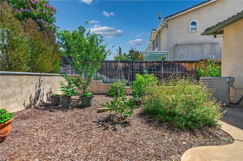 32004 Camino Rabago