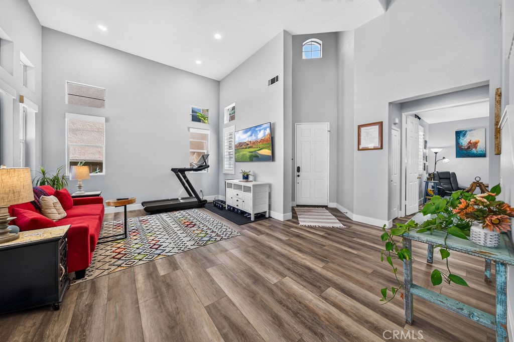 43683 Altamura Court