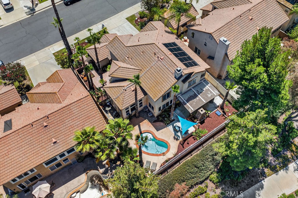 43683 Altamura Court