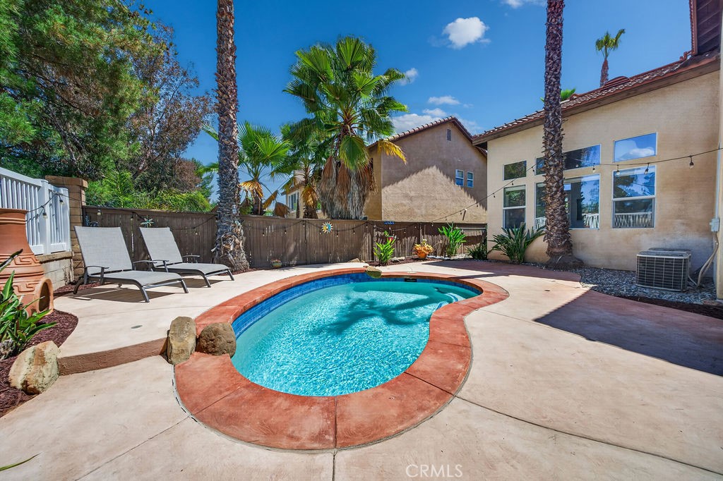 43683 Altamura Court