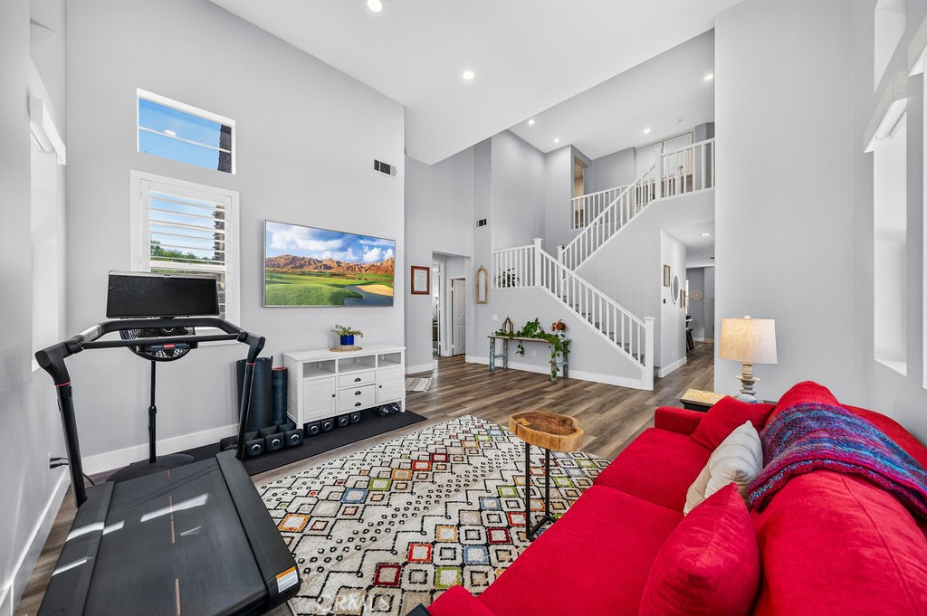 43683 Altamura Court