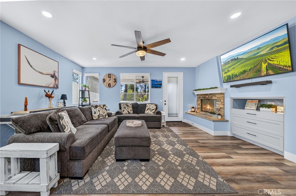 43683 Altamura Court