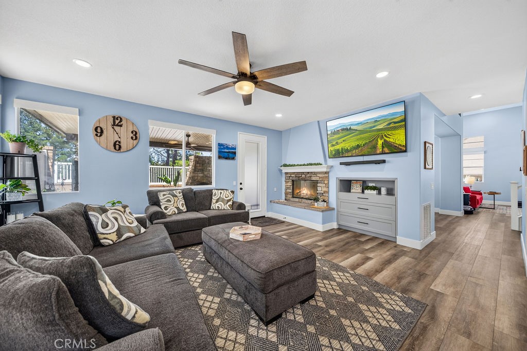 43683 Altamura Court
