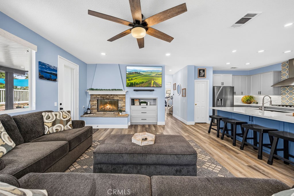 43683 Altamura Court