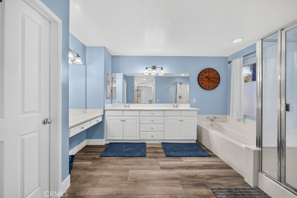43683 Altamura Court