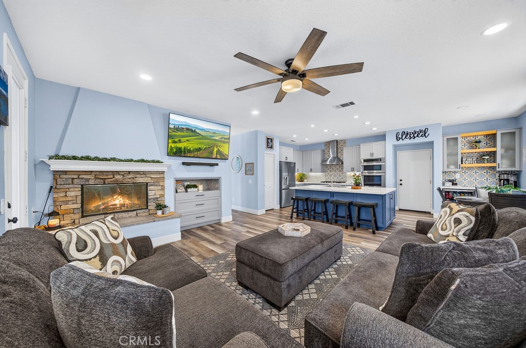 43683 Altamura Court