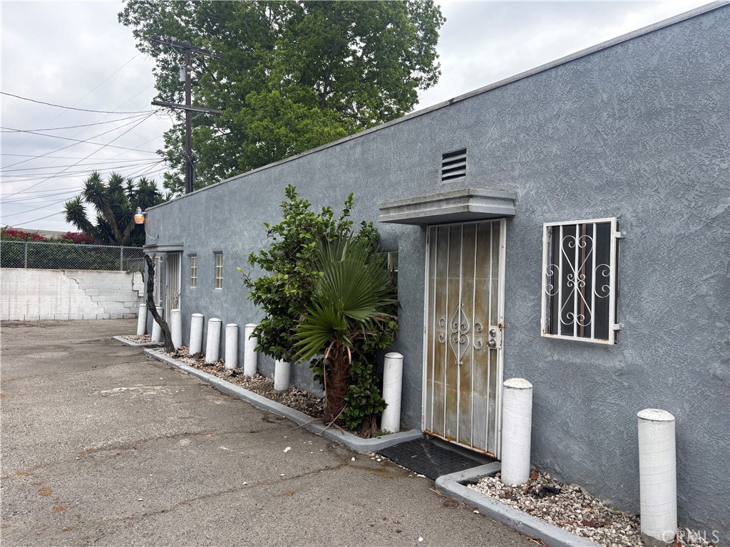 4760 S Figueroa