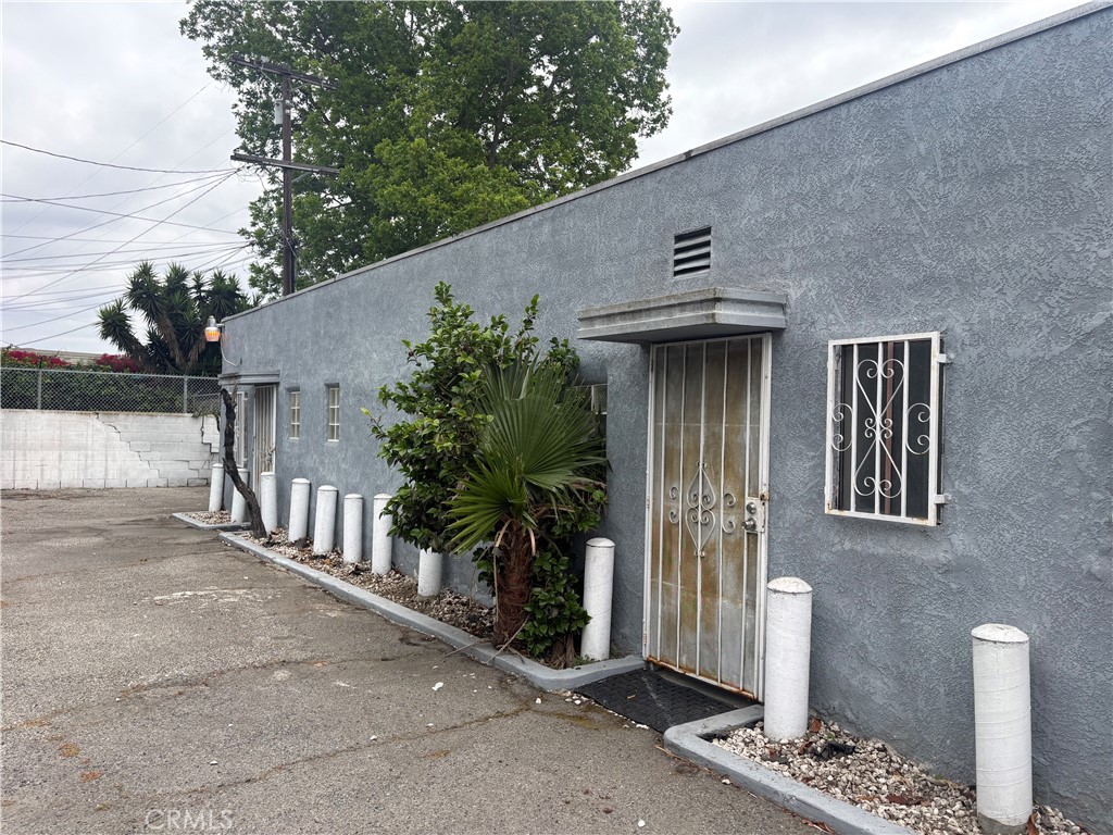 4760 S Figueroa