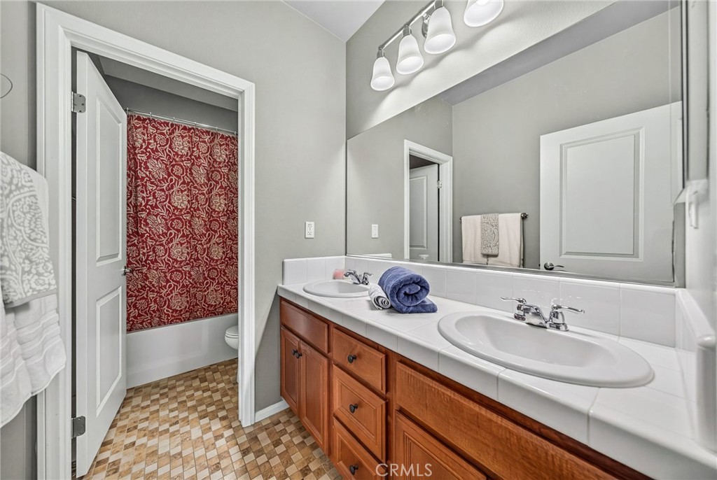 28344 Fox Ridge