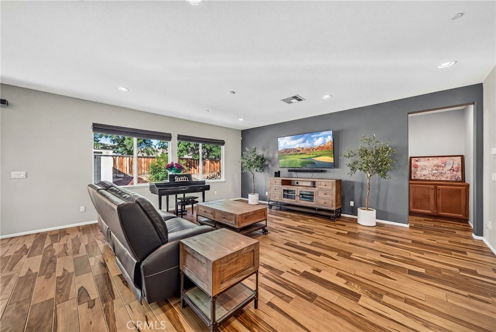 28344 Fox Ridge